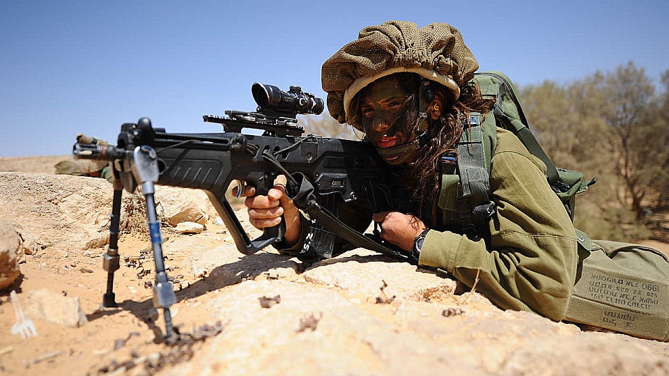 צפייה בסרט המלא - תעשיית הנשק של ישראל - לצפיה בטריילר